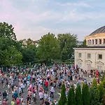 Lejlighed Przytulny Zoliborz Styl I Spokoj Blisko Centrum